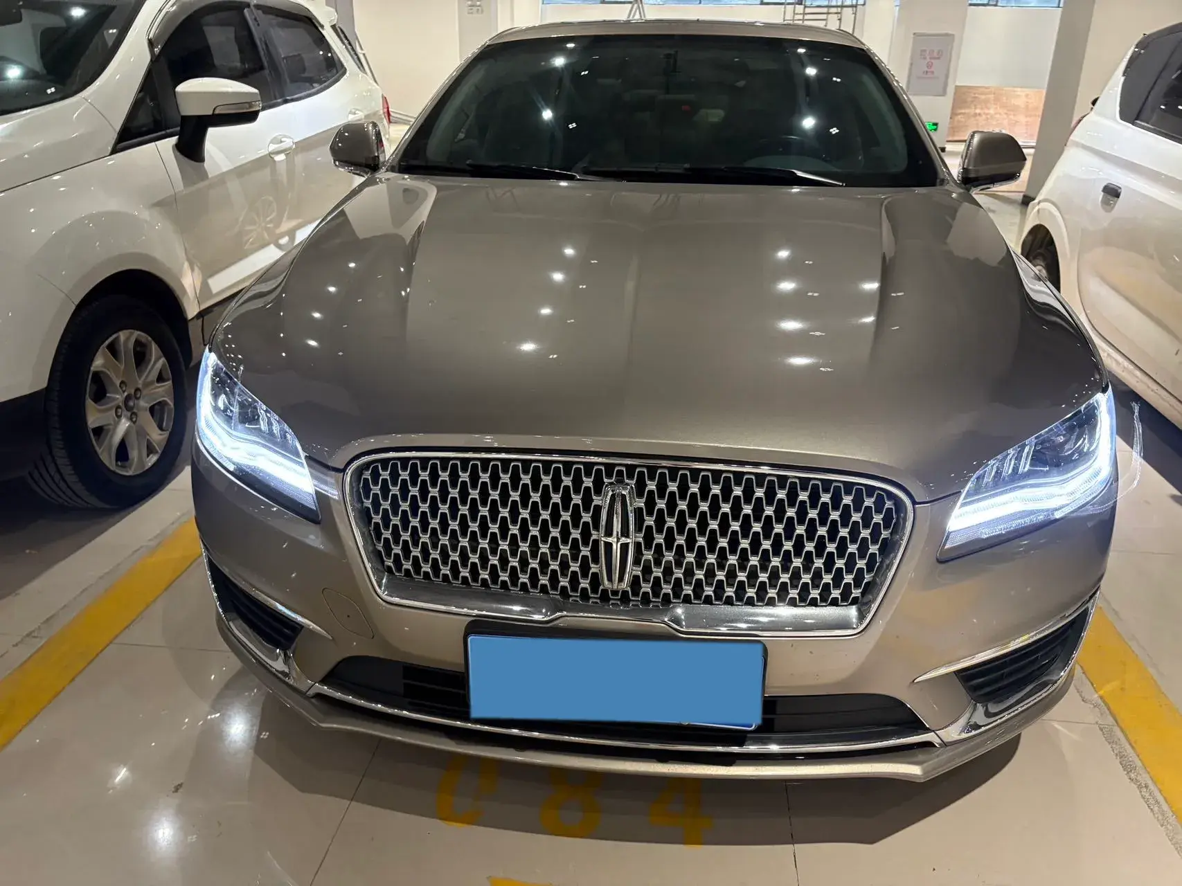 2019 LINCOLN MKZ thumbnail 2