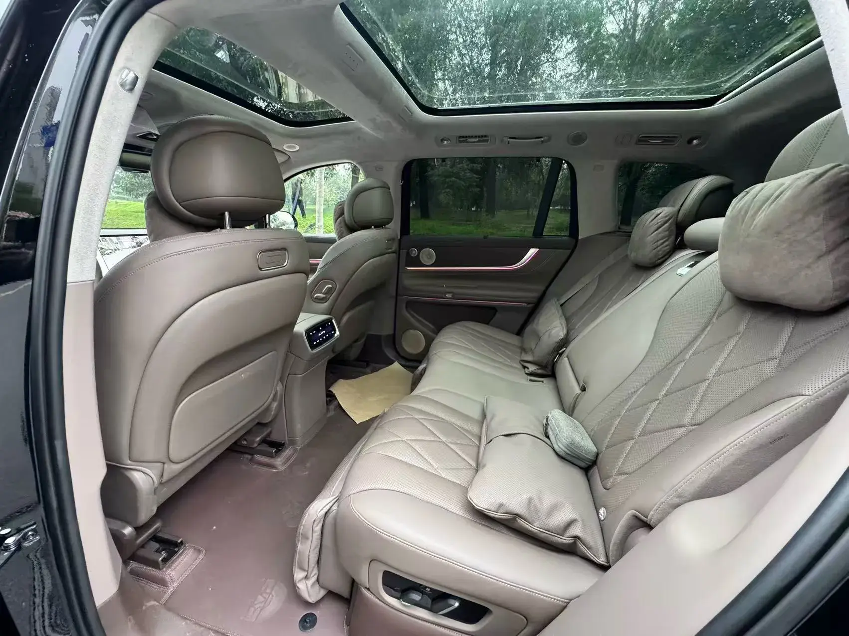 2024 AITO AITO thumbnail 4