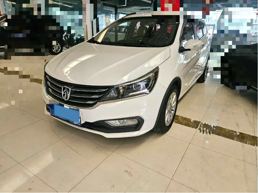 2017 BAOJUN 310W view 1