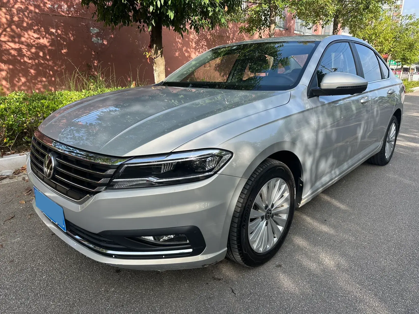 2021 VOLKSWAGEN LAVIDA view 1