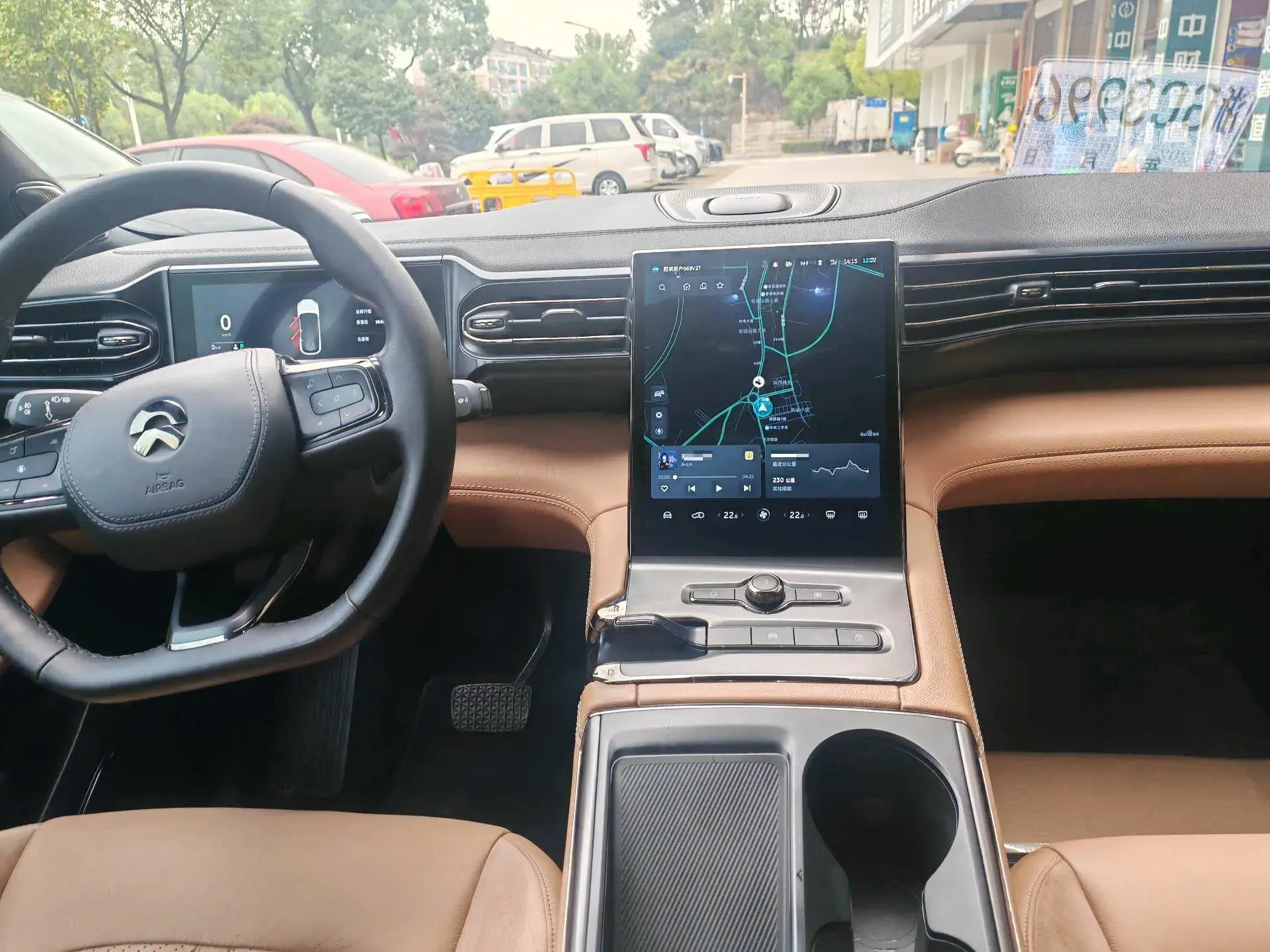 2019 NIO ES6 thumbnail 4