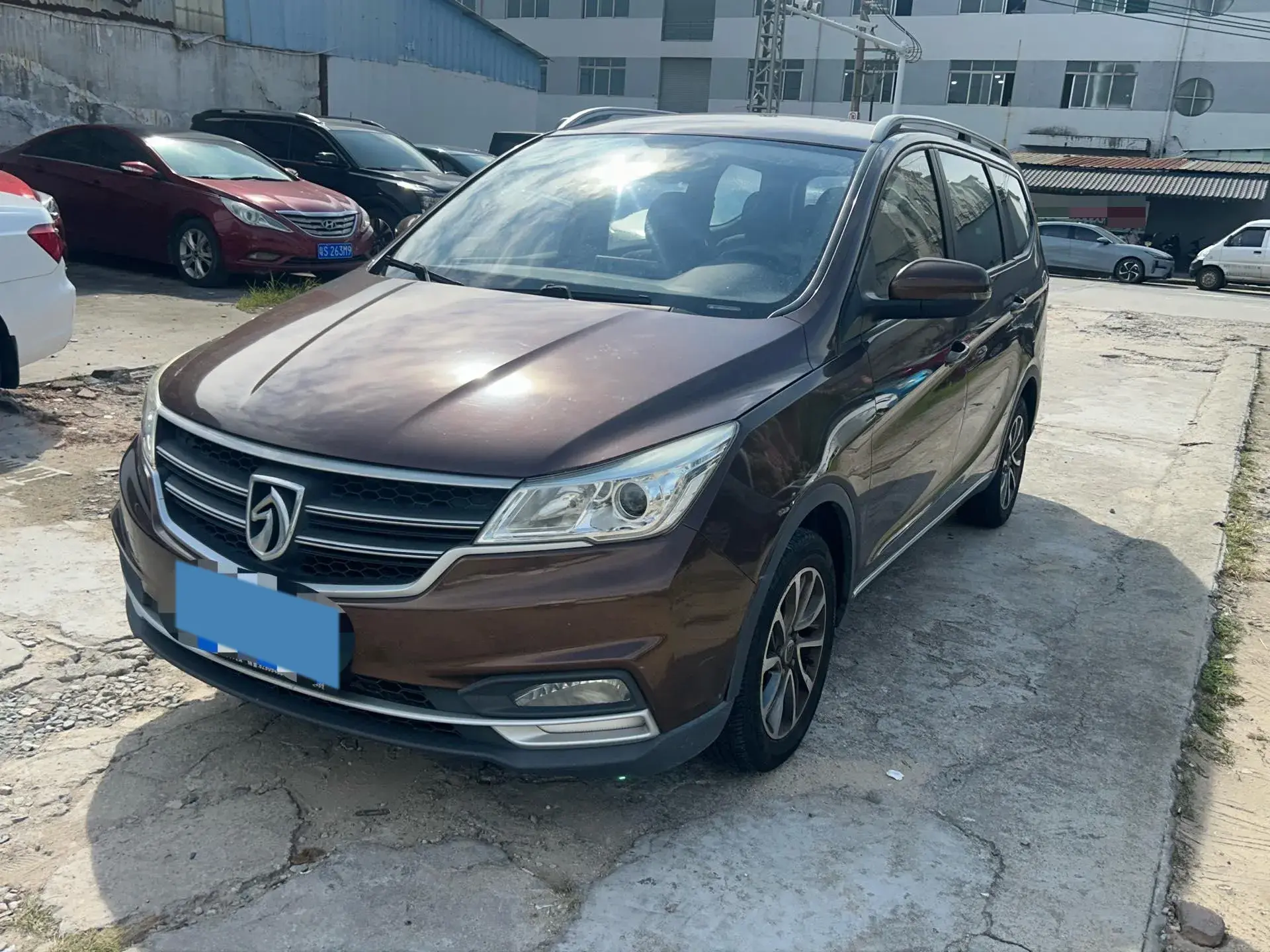 2019 BAOJUN 730 view 1