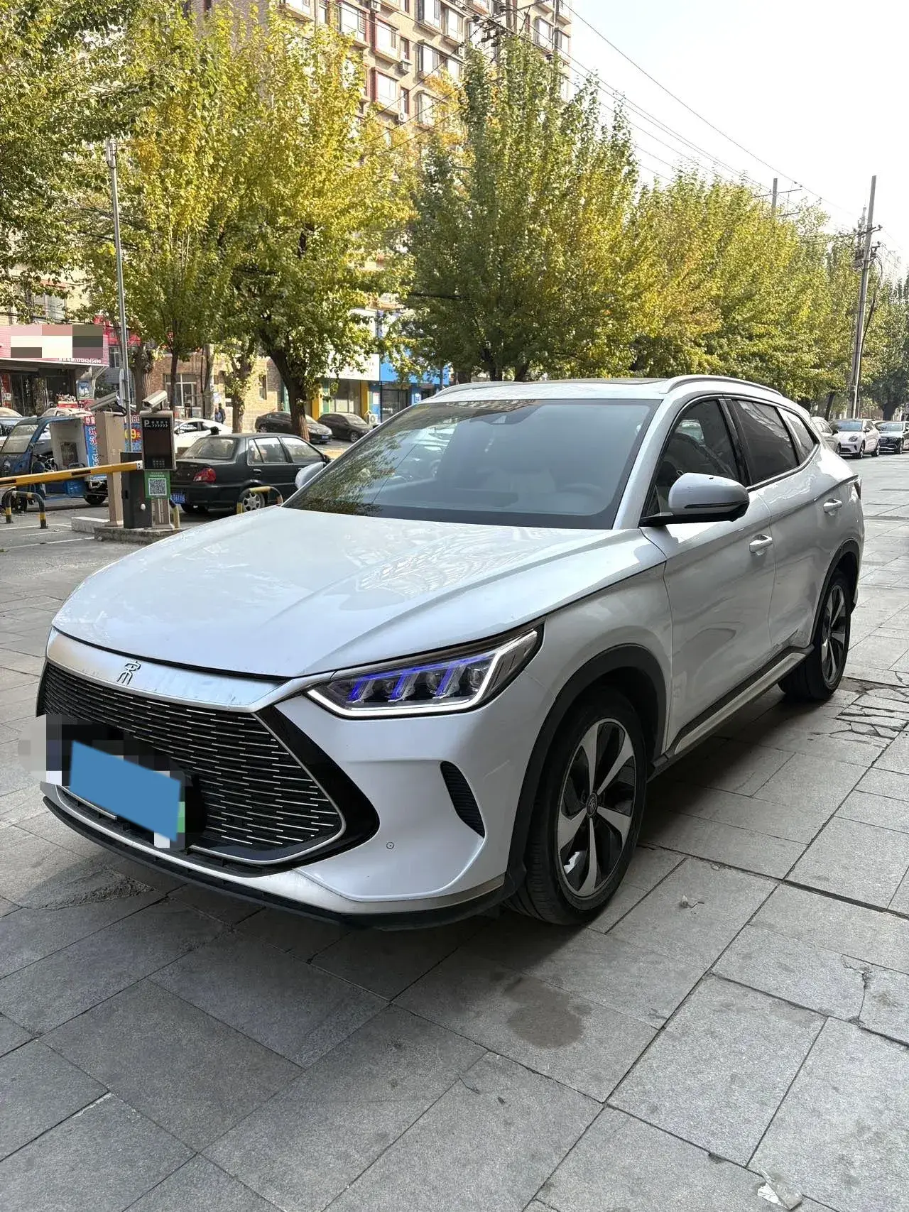 2022 BYD SONG view 1