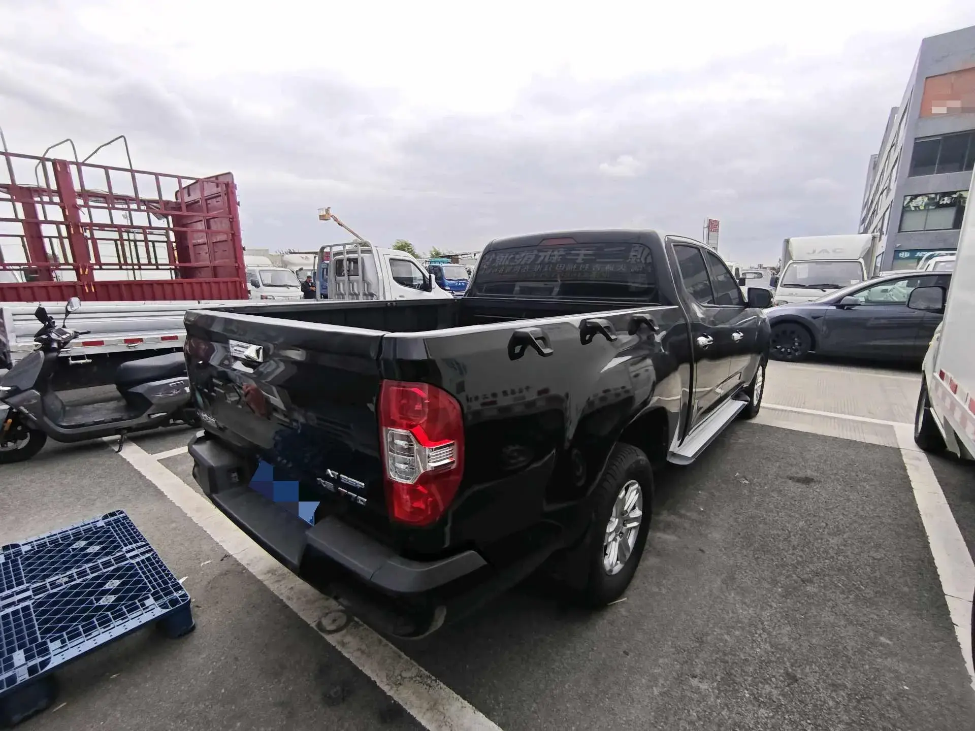 2019 MAXUS T70 thumbnail 4