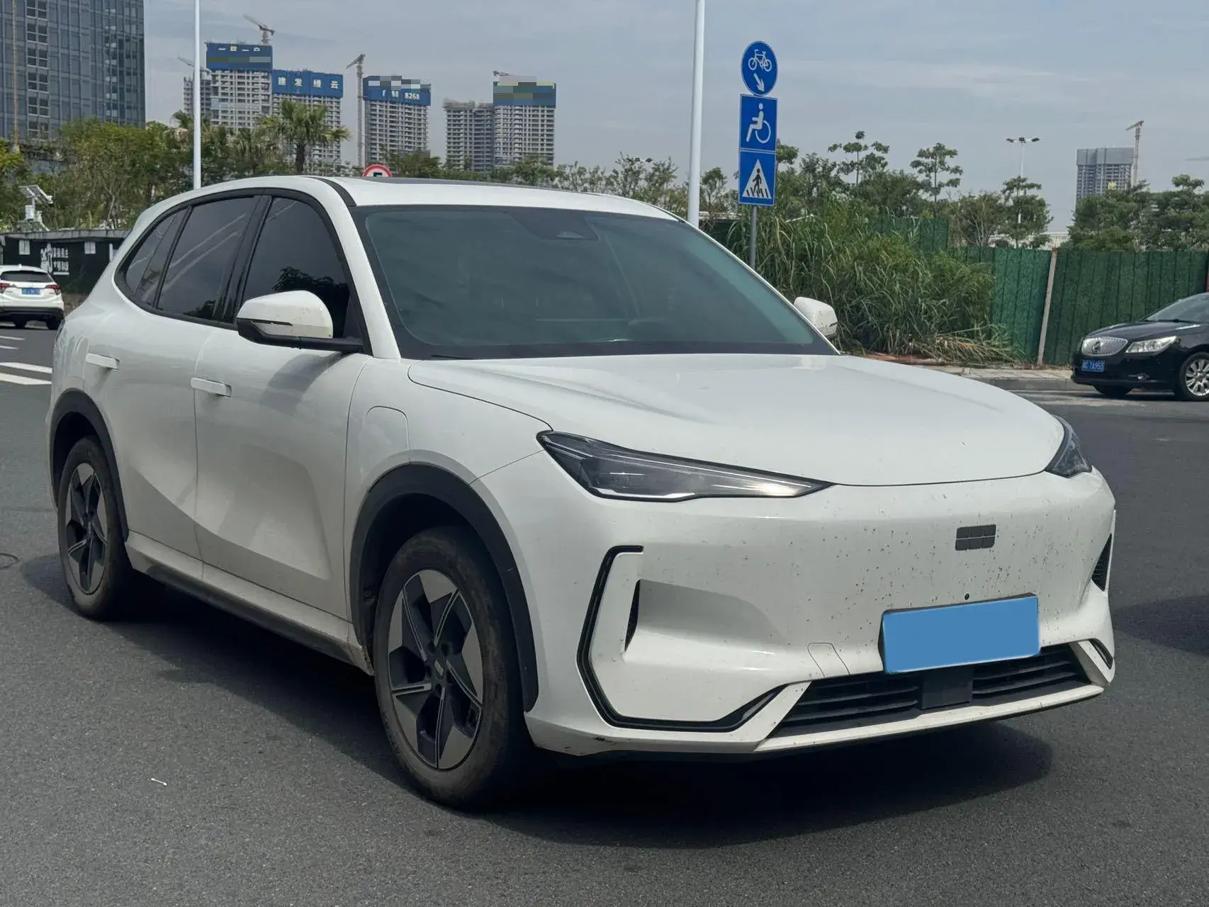 2024 GEELY GALAXY thumbnail 2