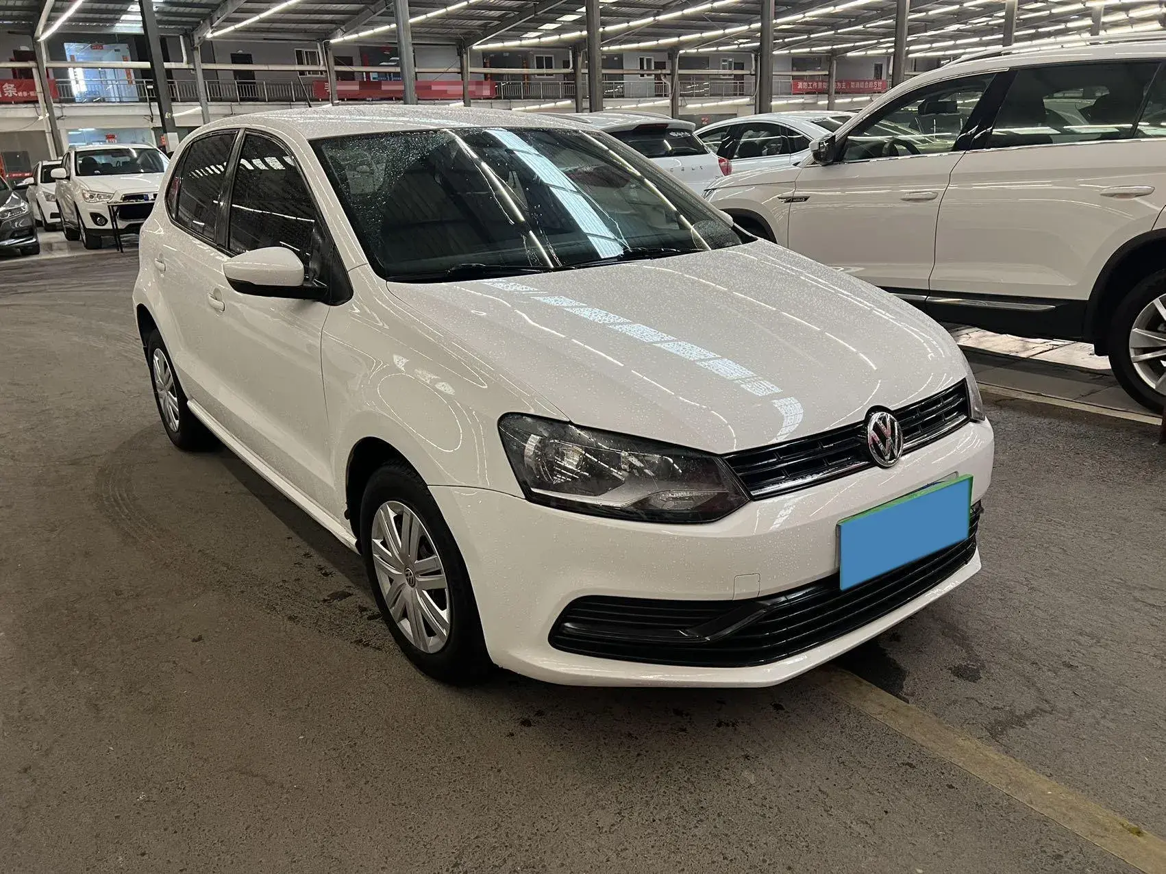 2016 VOLKSWAGEN POLO thumbnail 3