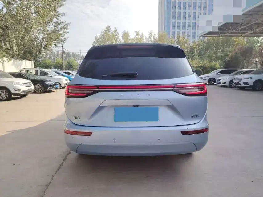 2024 AITO AITO thumbnail 4