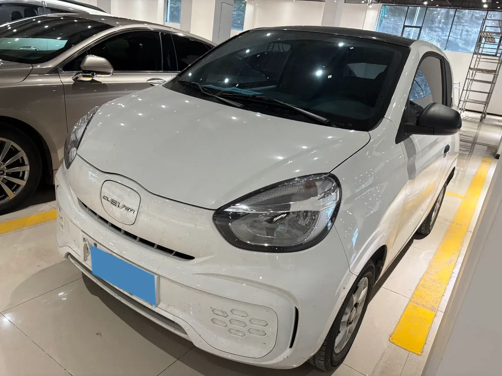 2021 ROEWE CLEVER view 1