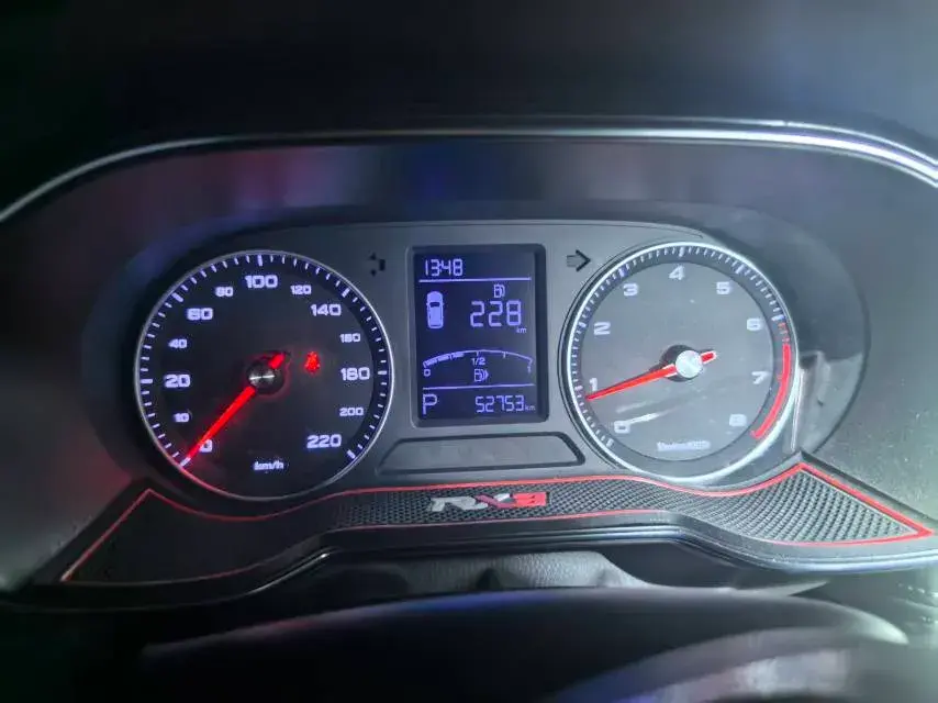 2018 ROEWE RX3 thumbnail 2