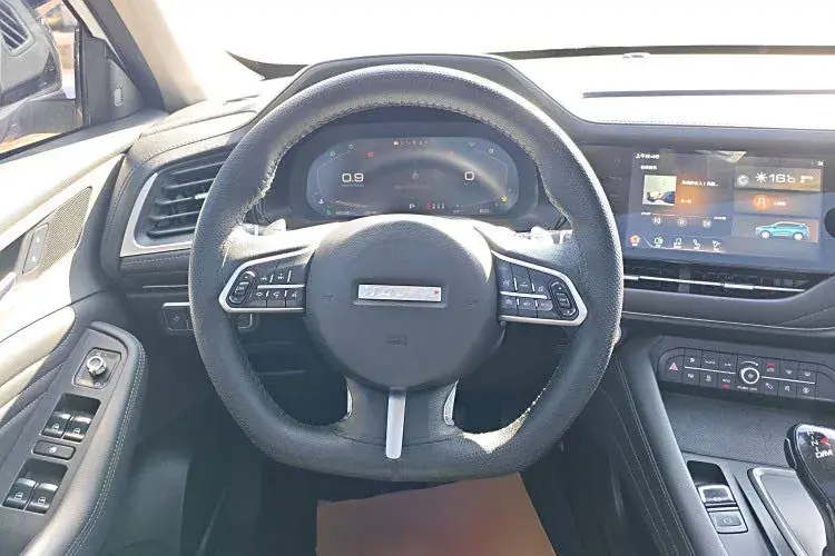 2020 HAVAL F7 thumbnail 3