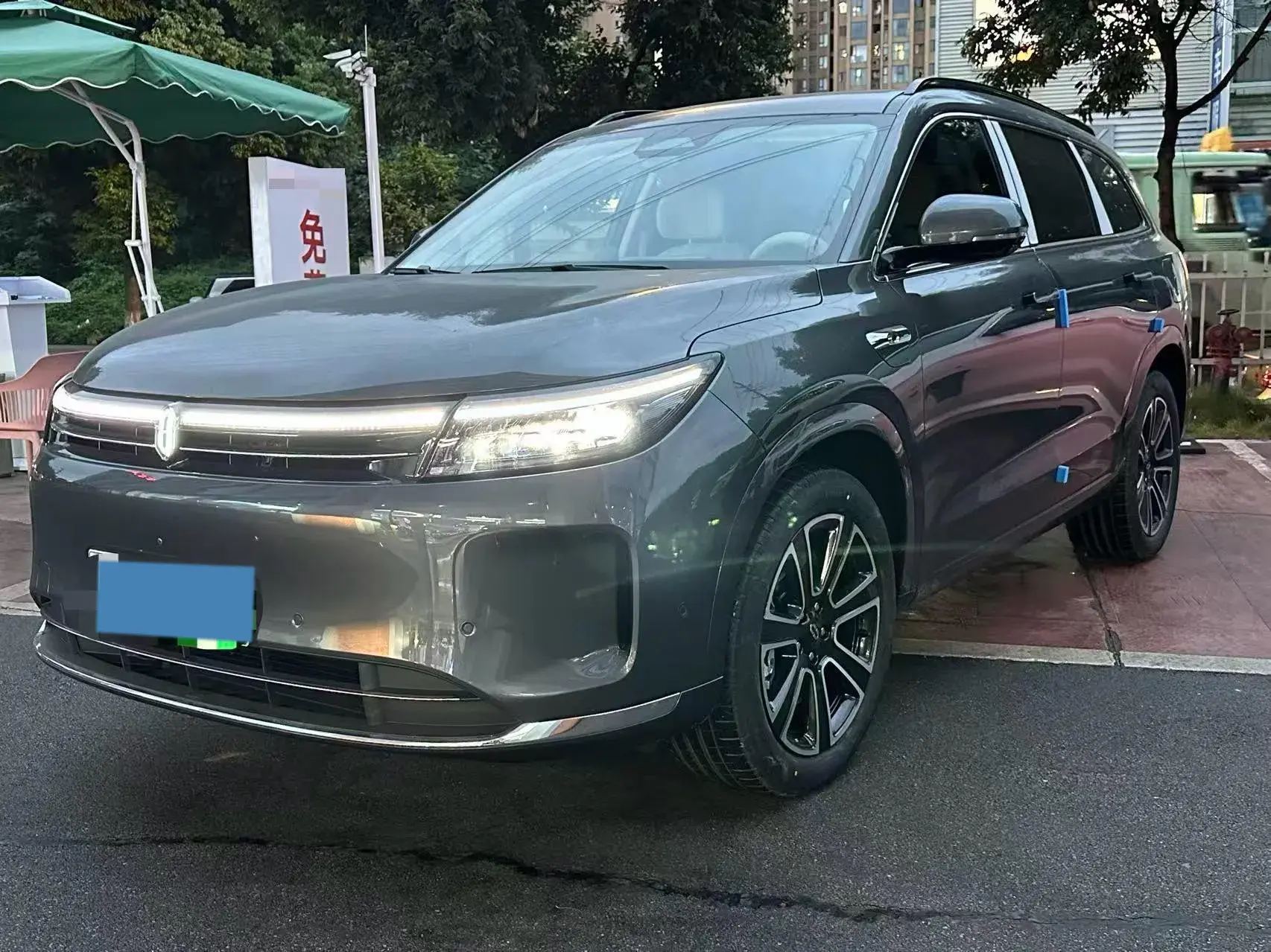 2024 AITO AITO view 1