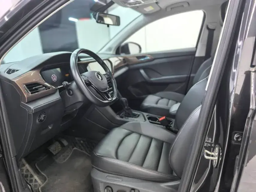 2021 VOLKSWAGEN THARU thumbnail 3