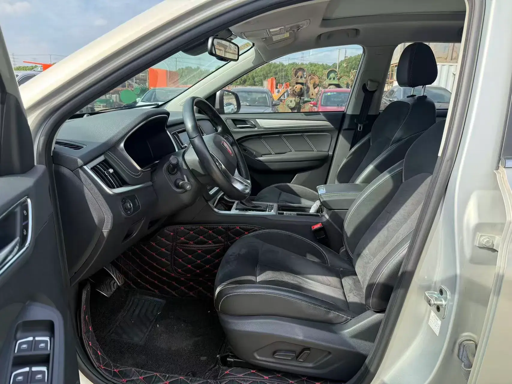 2017 ROEWE RX5 thumbnail 4