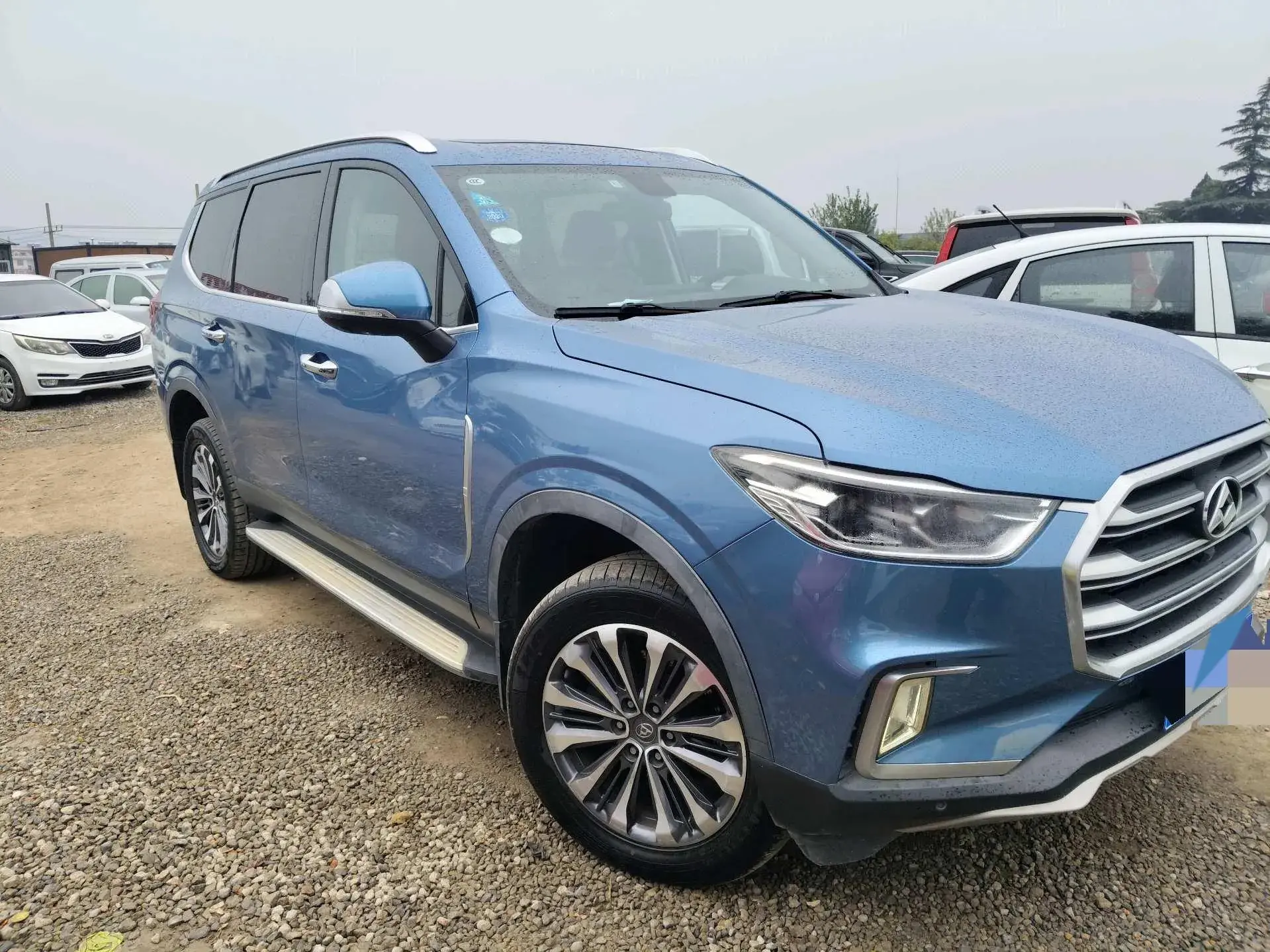 2017 MAXUS D90 thumbnail 3