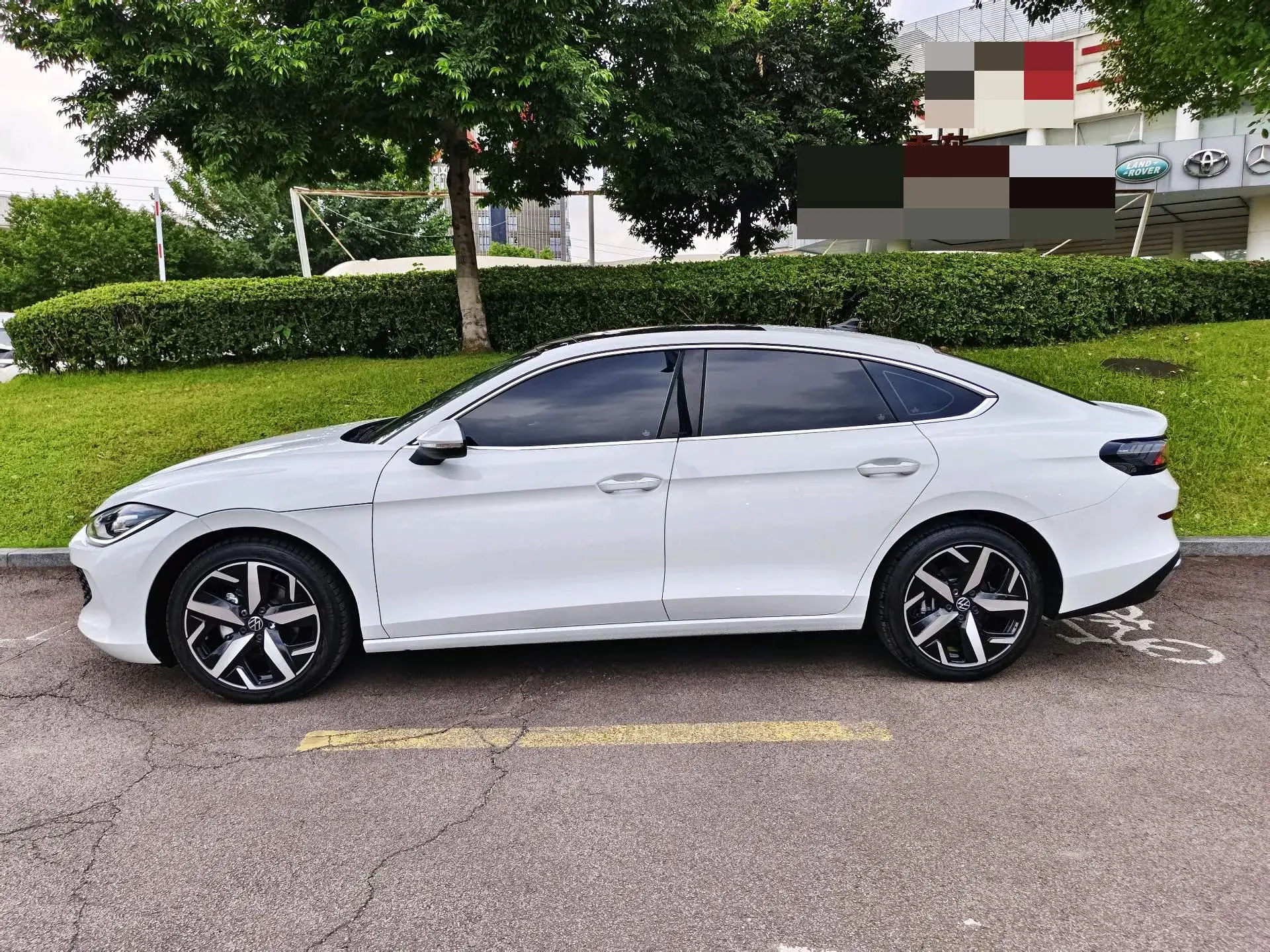 2023 VOLKSWAGEN LAMANDO thumbnail 4