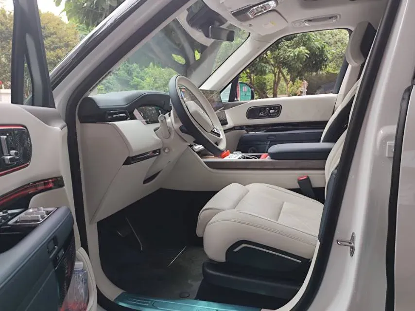 2025 Zeekr 9X 2.0T 279HP L4 1DHT PHEV,autocango,china used car exporter,china ev exporter,chinese used car exporter,chinese used ev exporter