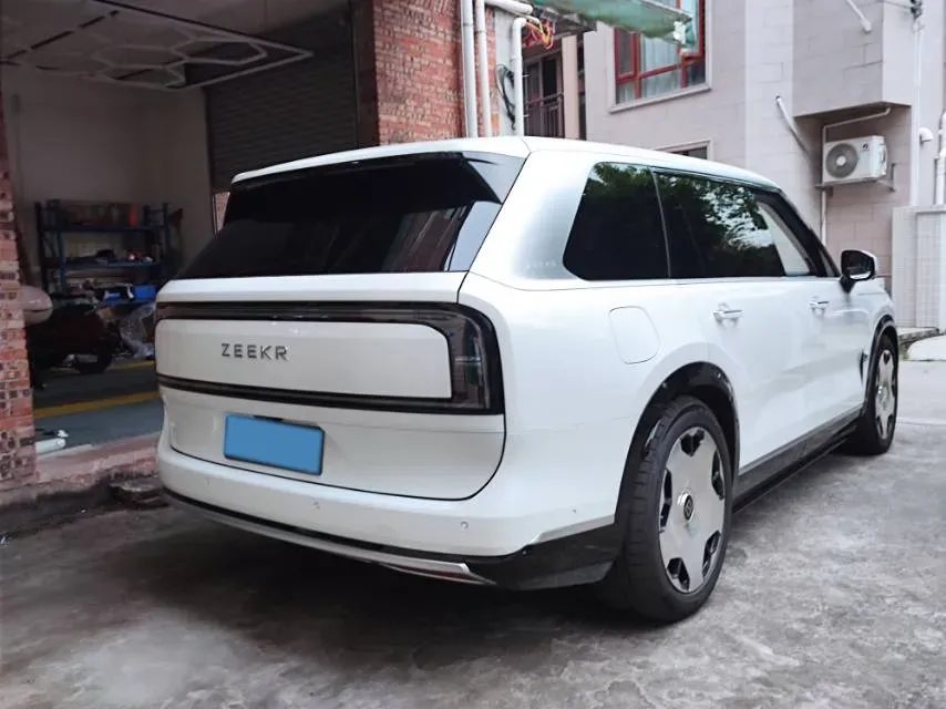 2025 Zeekr 9X 2.0T 279HP L4 1DHT PHEV,autocango,china used car exporter,china ev exporter,chinese used car exporter,chinese used ev exporter