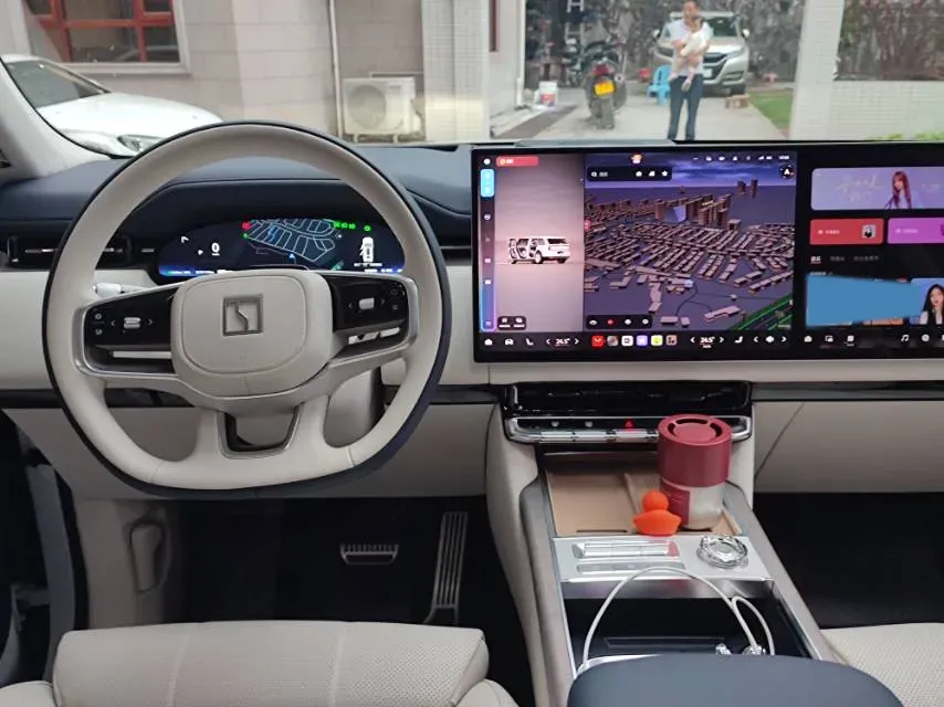 2025 Zeekr 9X 2.0T 279HP L4 1DHT PHEV,autocango,china used car exporter,china ev exporter,chinese used car exporter,chinese used ev exporter