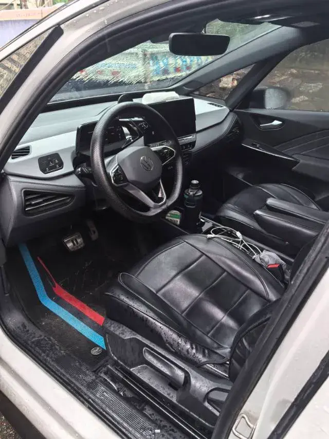 2023 VOLKSWAGEN ID.3 thumbnail 4