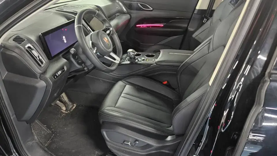 2024 HONGQI HS3 thumbnail 3