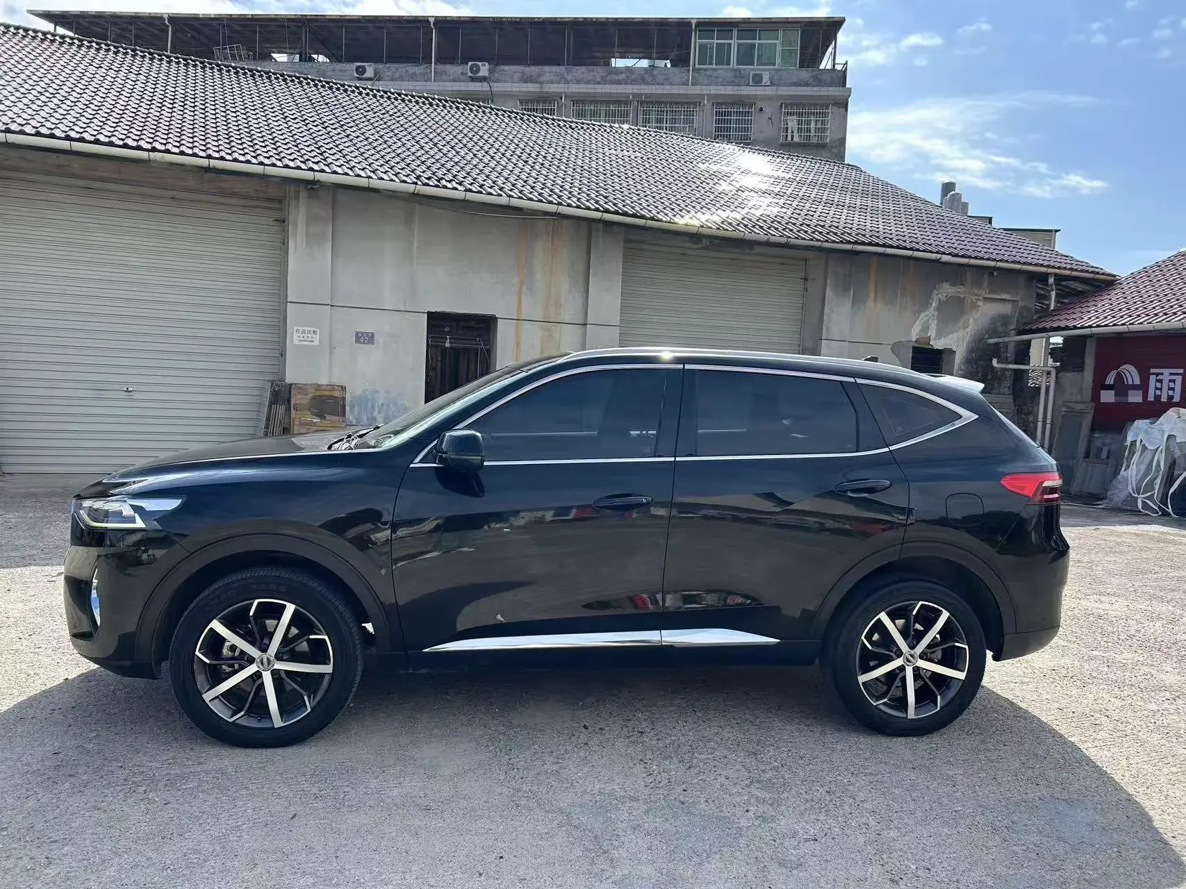 2020 HAVAL F7 thumbnail 3