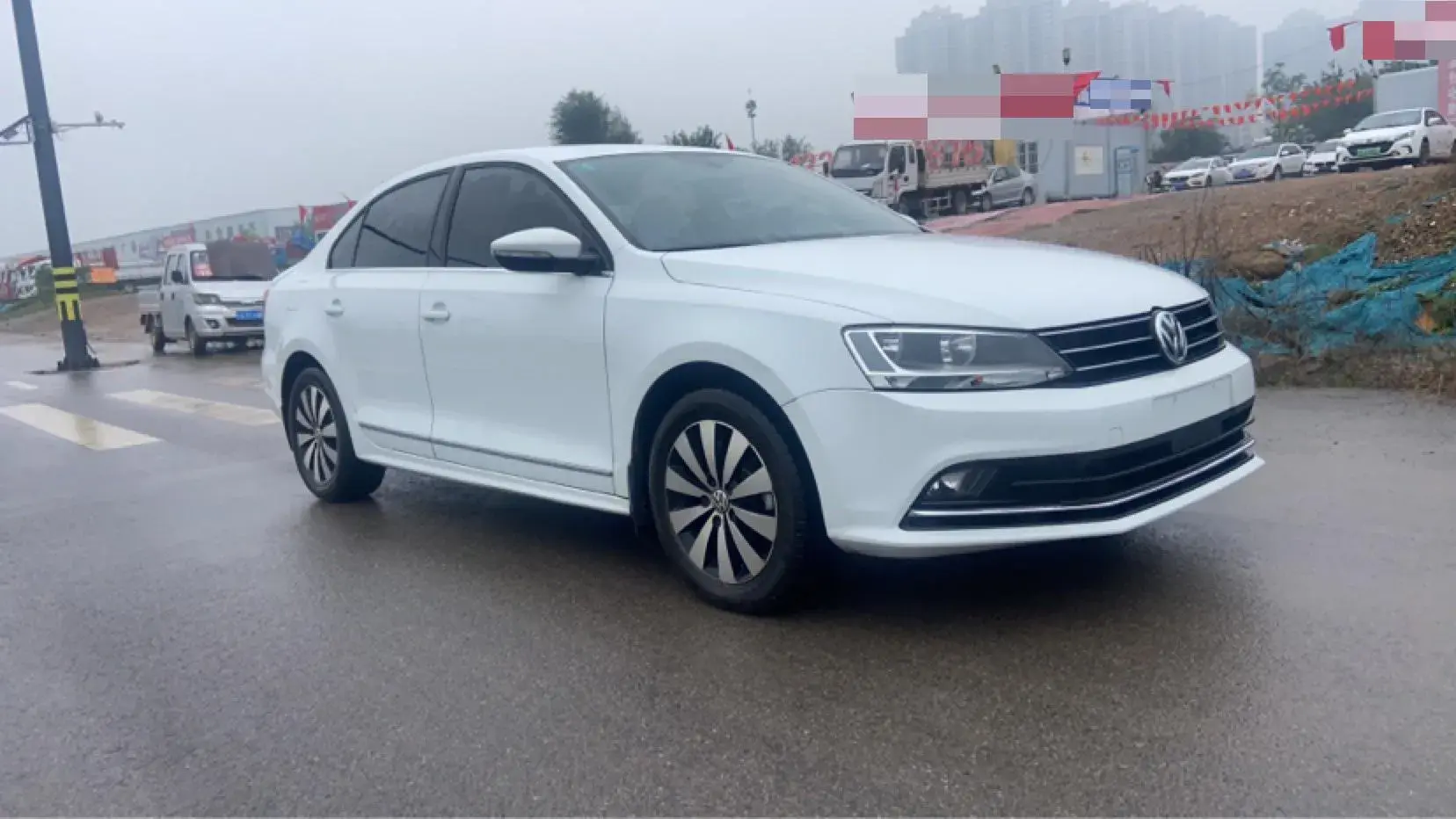 2018 VOLKSWAGEN SAGITAR thumbnail 3