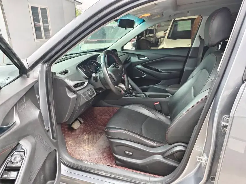 2018 CHEVROLET ORLANDO thumbnail 3