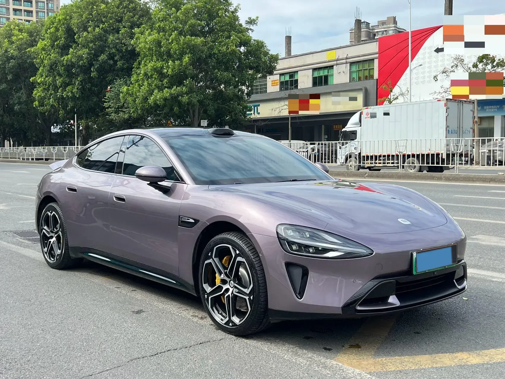 2024 MI SU7 thumbnail 3