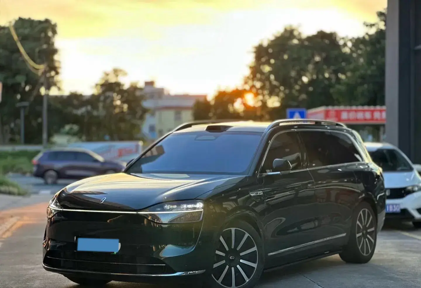 2024 AITO AITO view 1