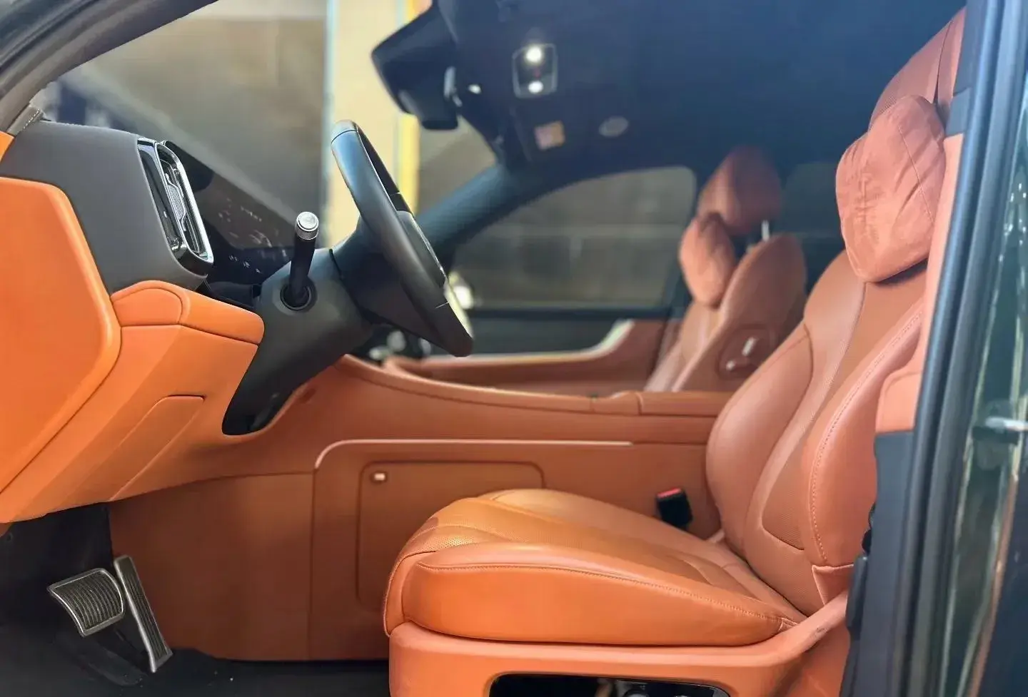 2024 AITO AITO thumbnail 4