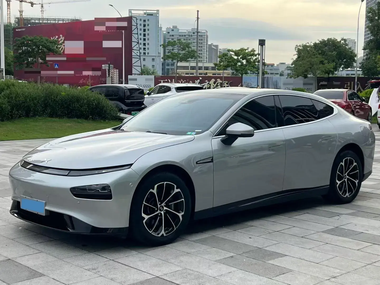 2021 XPENG P7 view 1