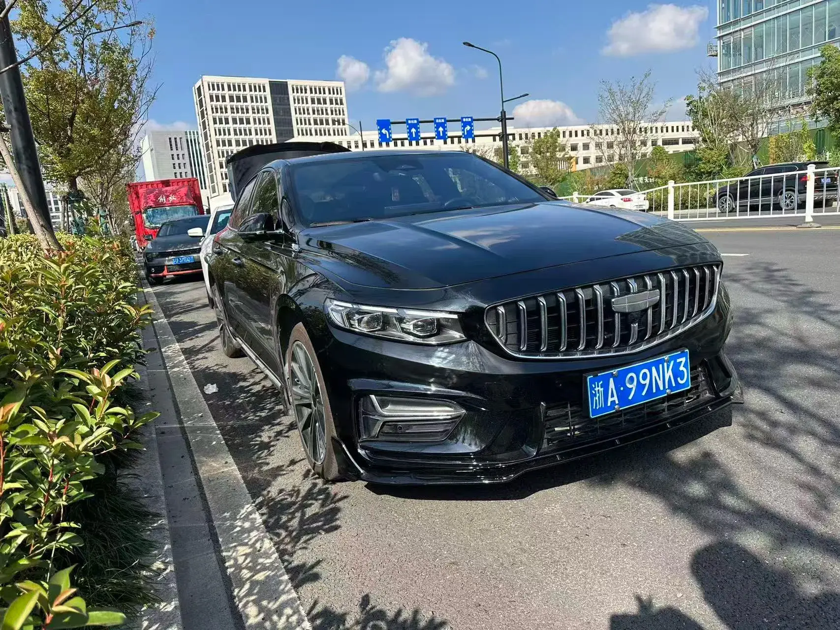 2025 GEELY PREFACE thumbnail 3