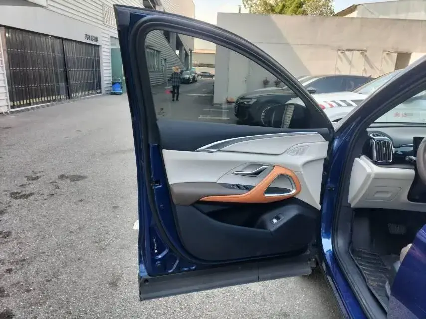 2022 BYD SONG thumbnail 4