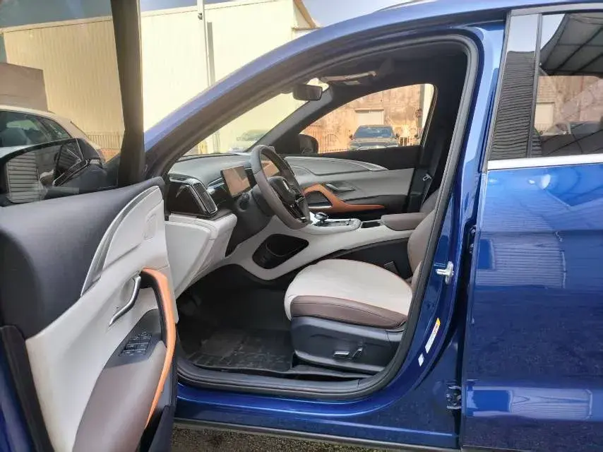 2022 BYD SONG thumbnail 3