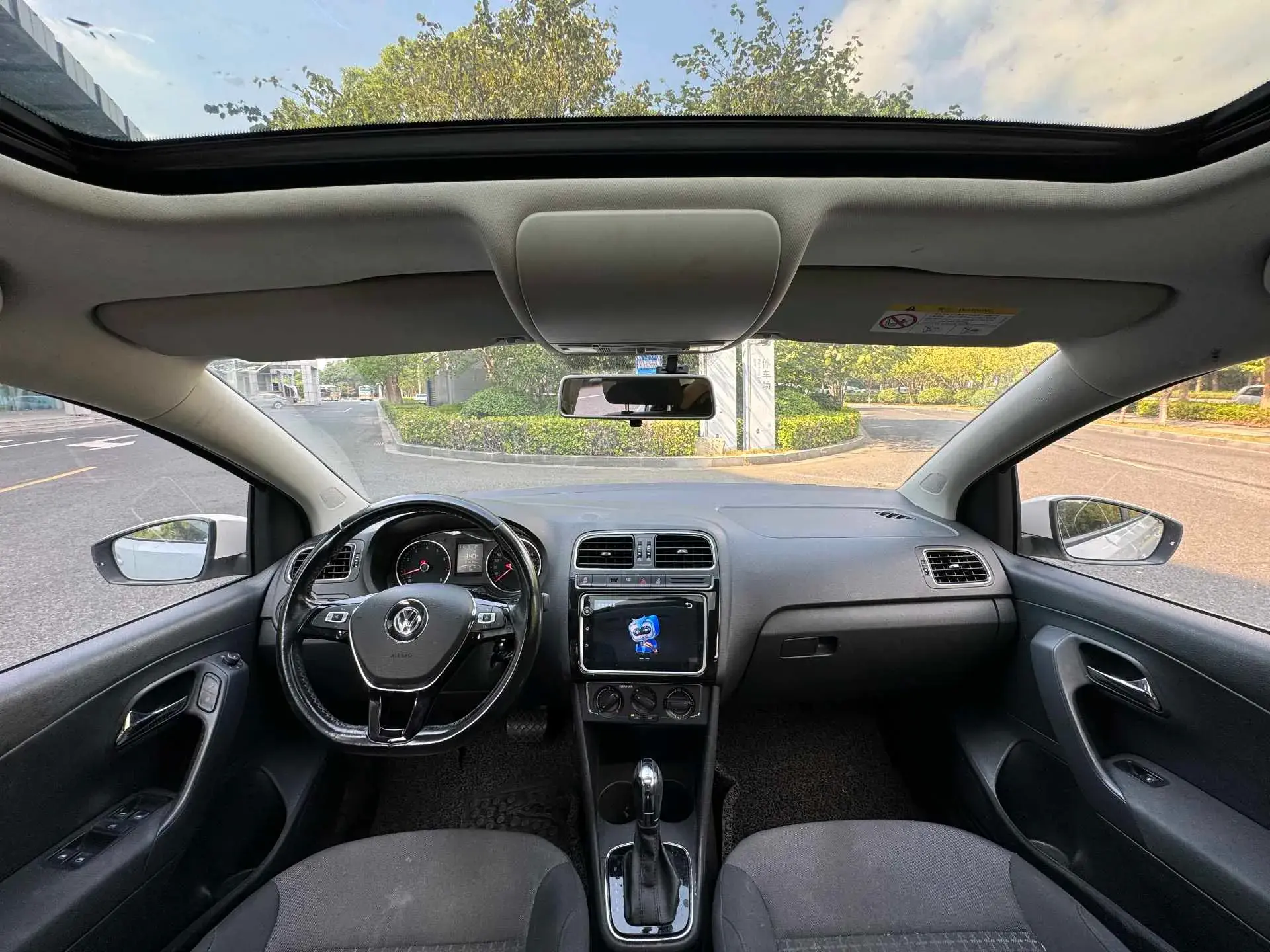 2018 VOLKSWAGEN POLO thumbnail 4