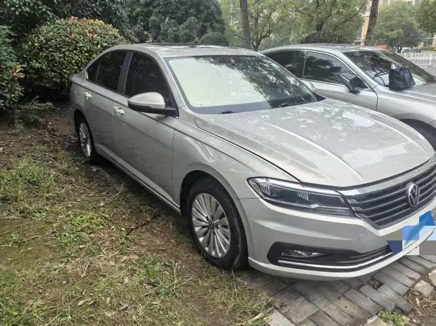 2021 VOLKSWAGEN LAVIDA thumbnail 2