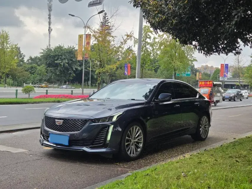 2021 CADILLAC CT5 view 1