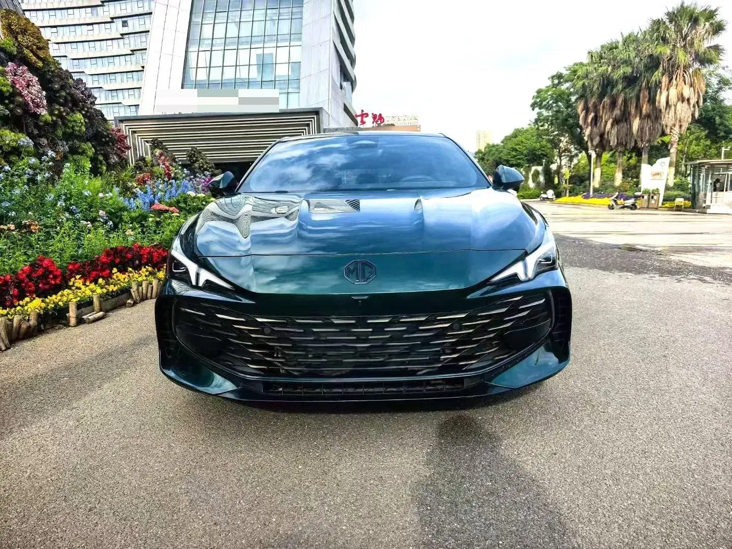 2023 MG 7 thumbnail 2