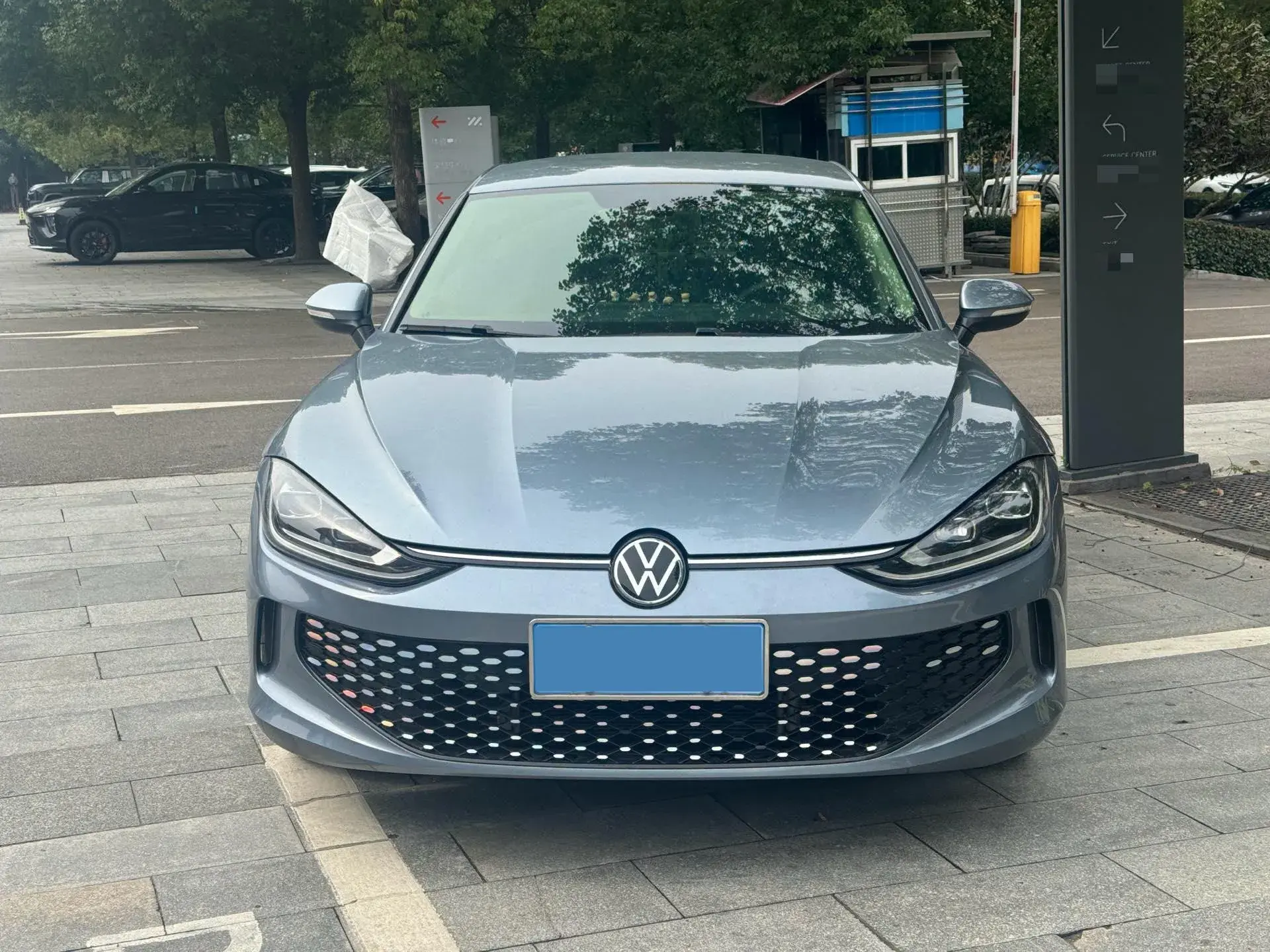 2022 VOLKSWAGEN LAMANDO thumbnail 2