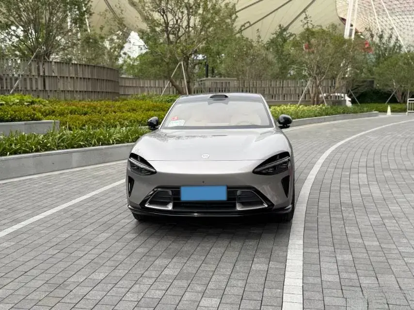 2025 MI YU7 thumbnail 4