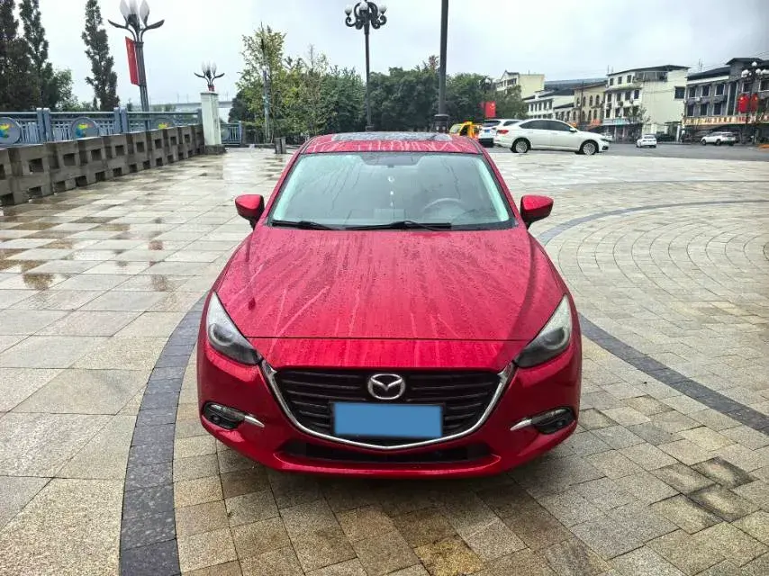 2017 MAZDA 3 thumbnail 2