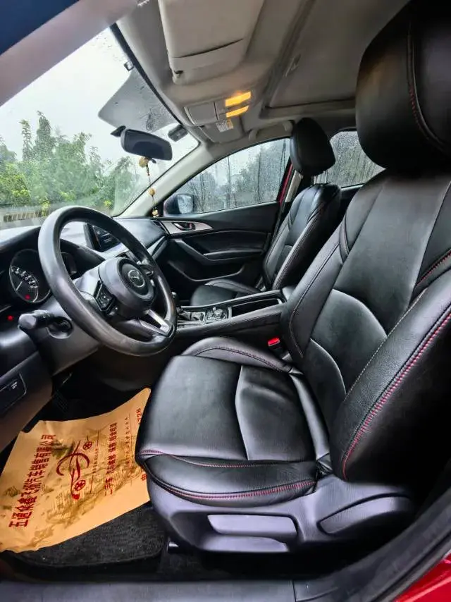 2017 MAZDA 3 thumbnail 4