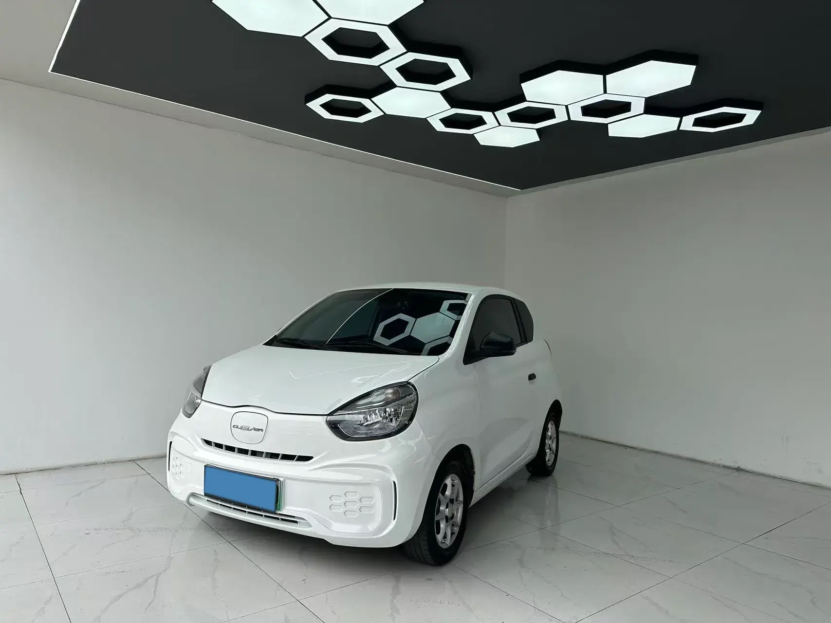2022 ROEWE CLEVER view 1