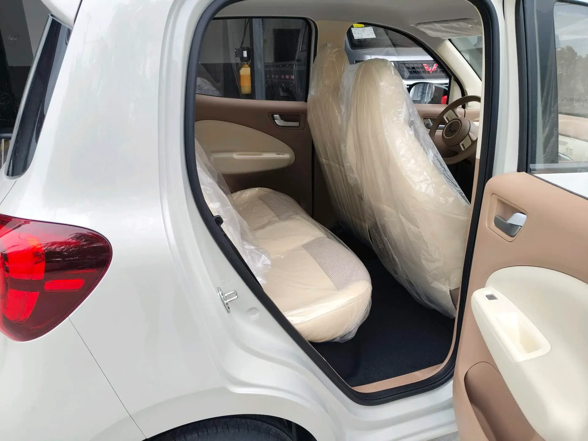 2025 WULING HONGGUANG thumbnail 4