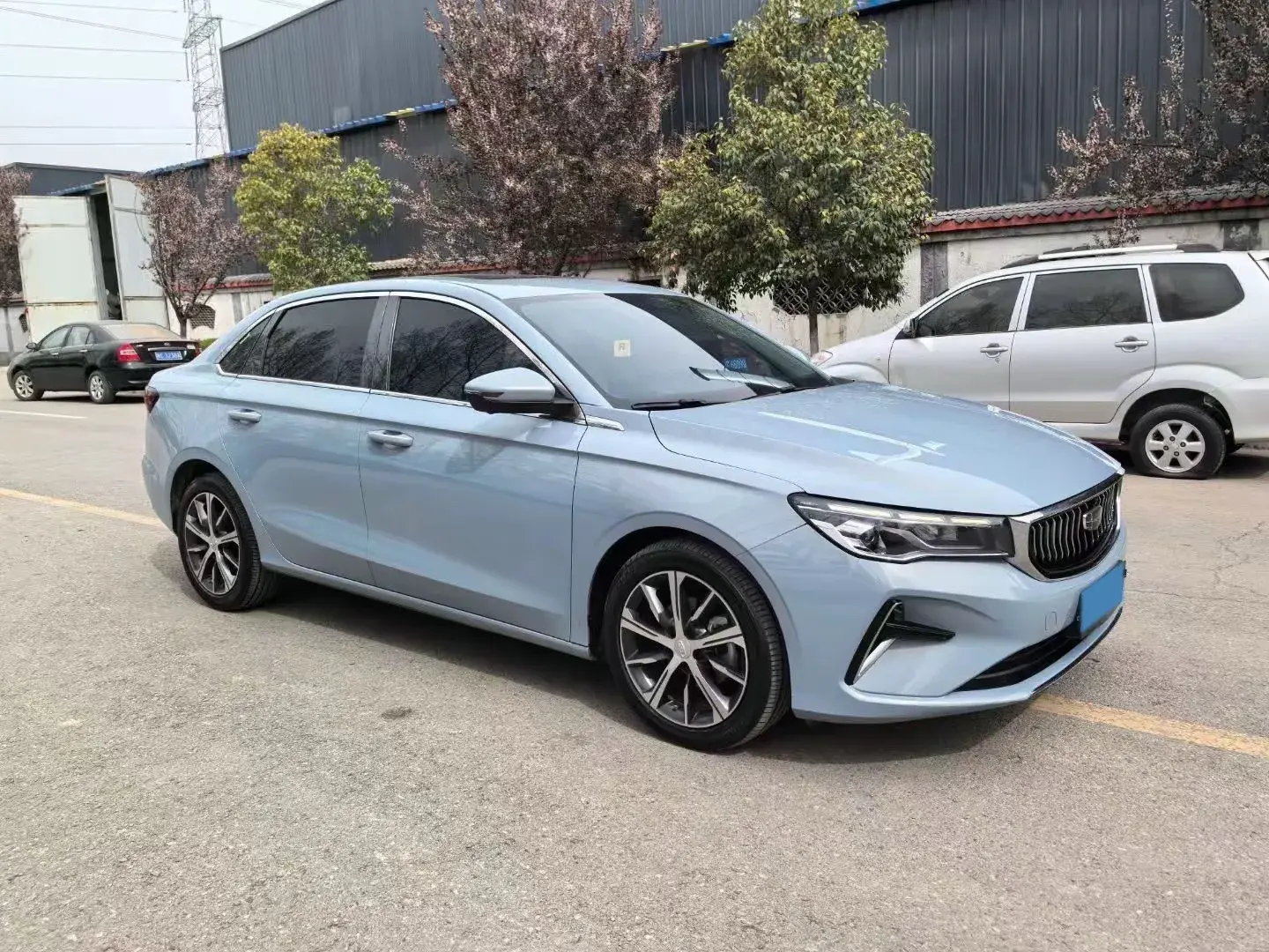 2023 GEELY EMGRAND thumbnail 3