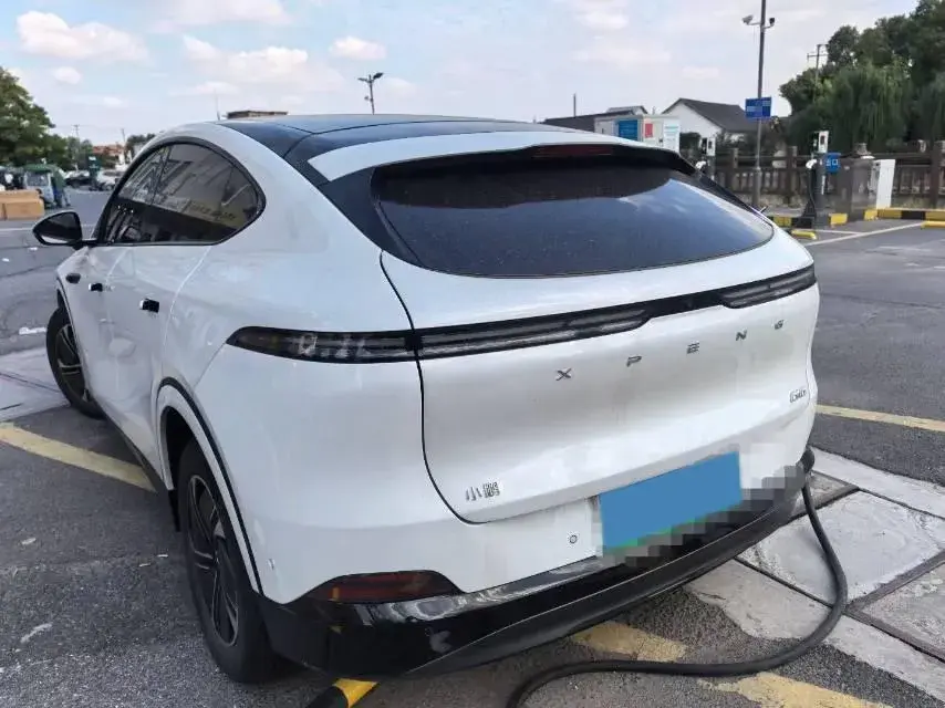 2023 XPENG G6 thumbnail 2