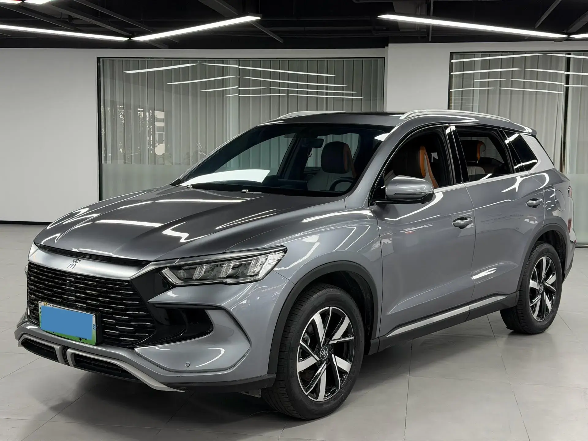 2023 BYD SONG view 1