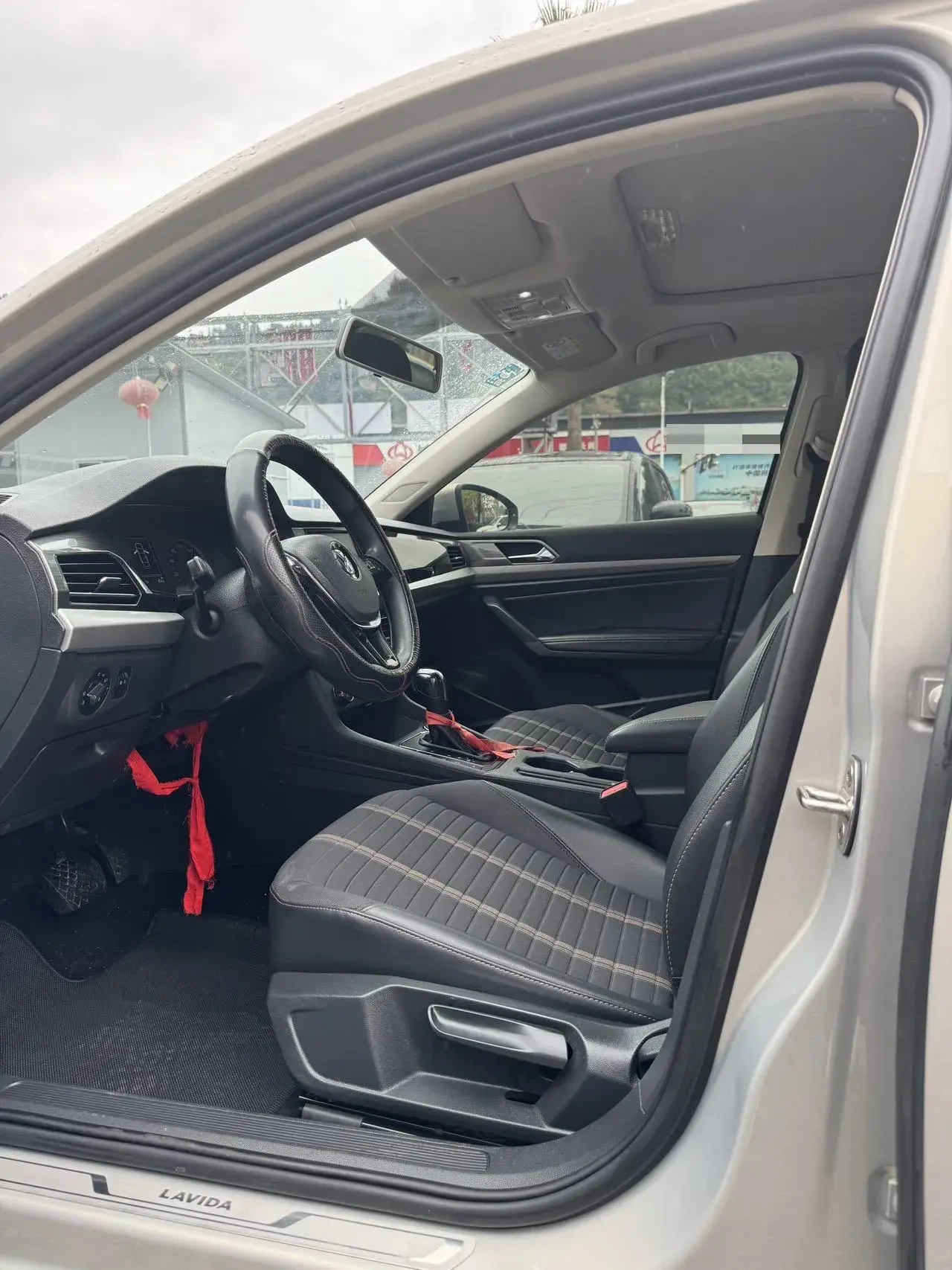 2019 VOLKSWAGEN LAVIDA thumbnail 4