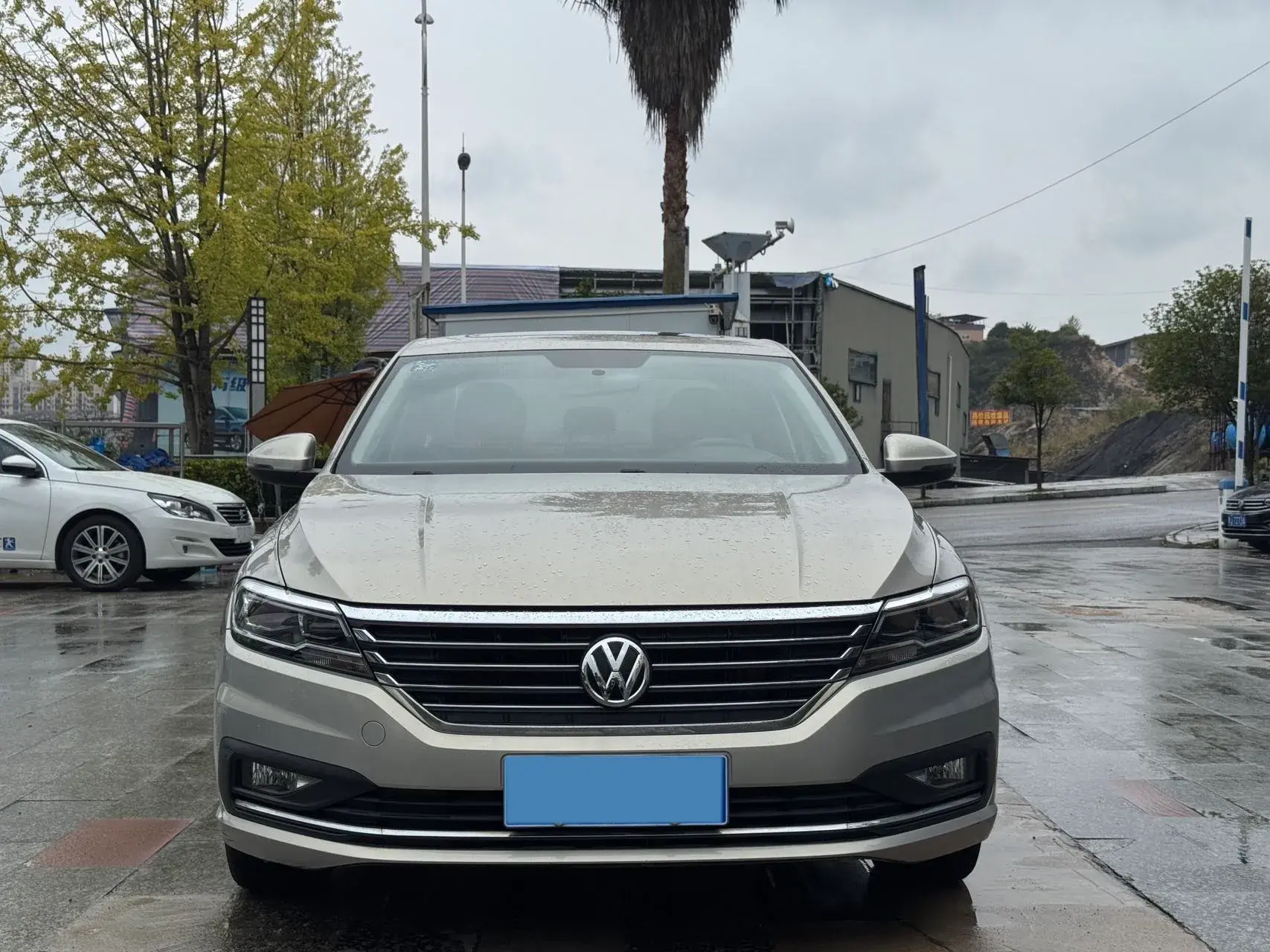2019 VOLKSWAGEN LAVIDA thumbnail 2