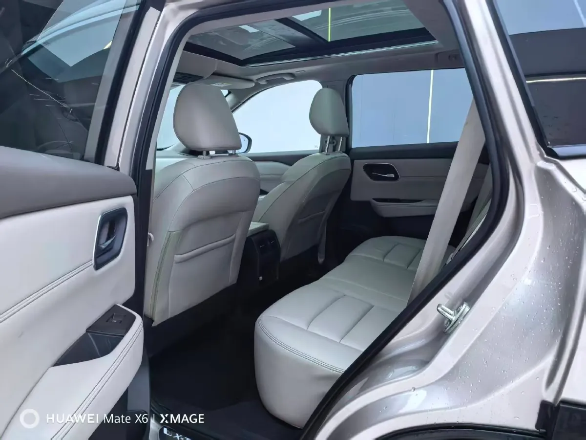 2021 Nissan X-Trail 1.5T 204HP L3 CVT,autocango,china used car exporter,china ev exporter,chinese used car exporter,chinese used ev exporter